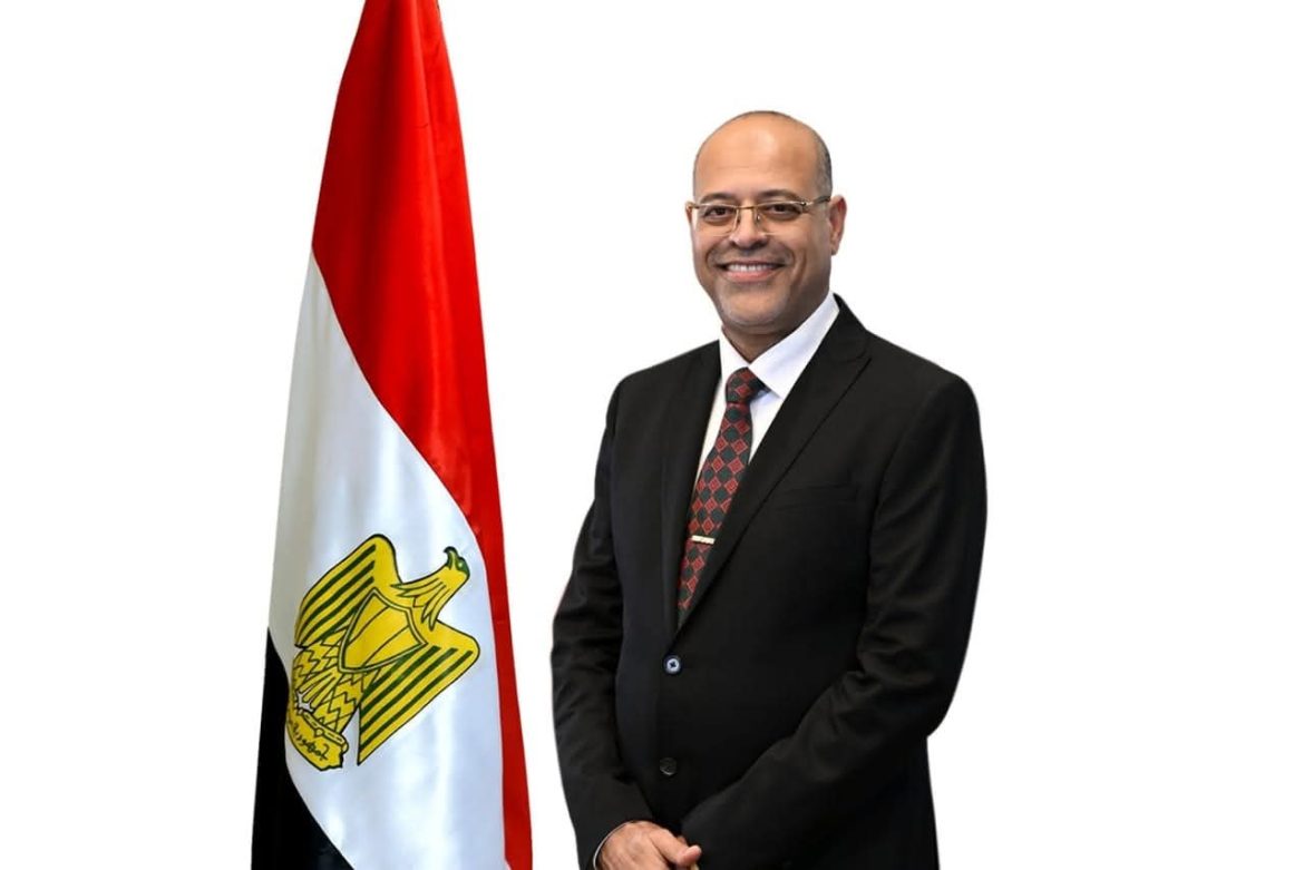 وزير العمل: صرف أكثر من 2 مليون جنيه رعاية لـ 553 عاملاً غير منتظم في 26 محافظة