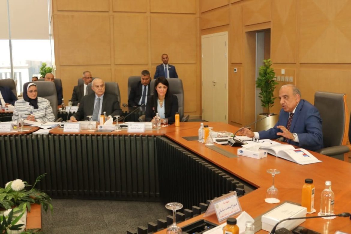 وزير الكهرباء: 45 مليار جنيه حجم استثمارات تطوير وتحديث الشبكة الكهربائية