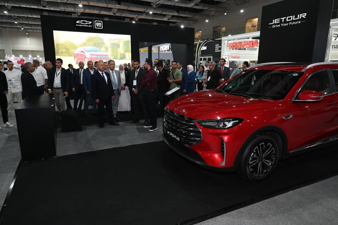 وزير الصناعة: على شركات السيارات بذل الجهد لزيادة نسبة المكون المحلي