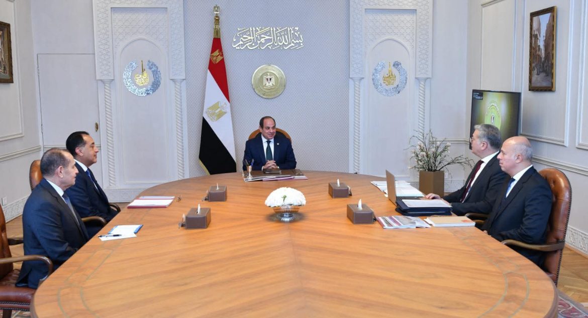 الرئيس السيسي يبحث تعزيز جهود قطاع التعدين وزيادة قيمته المضافة
