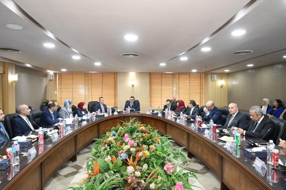 وزير الإسكان: هيئة التنمية السياحية لها دور كبير في الاقتصاد وقطاع السياحة