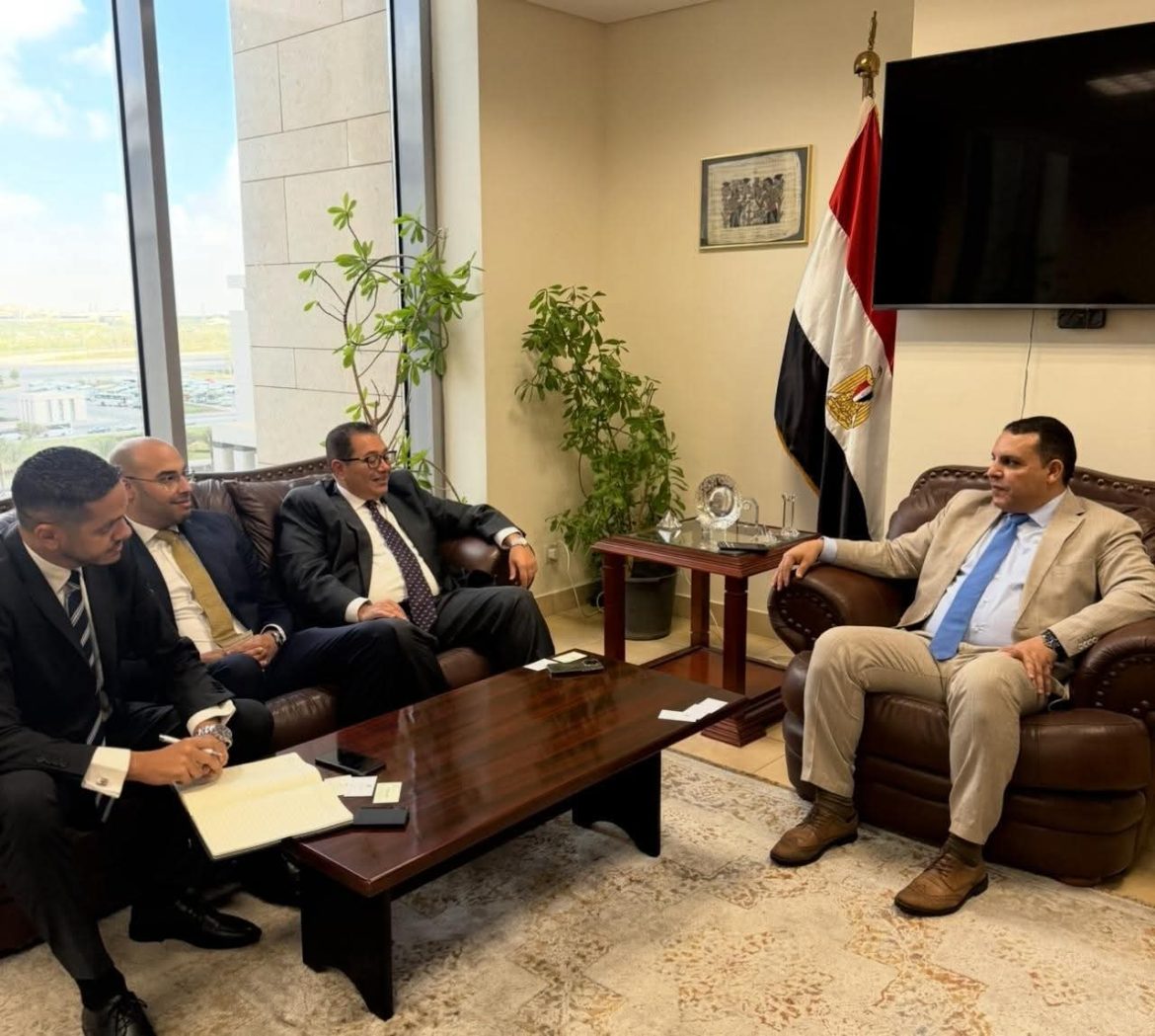 بنك الإمارات دبي الوطني يتعاون مع «التمثيل التجاري» لتمكين الشركات المصرية