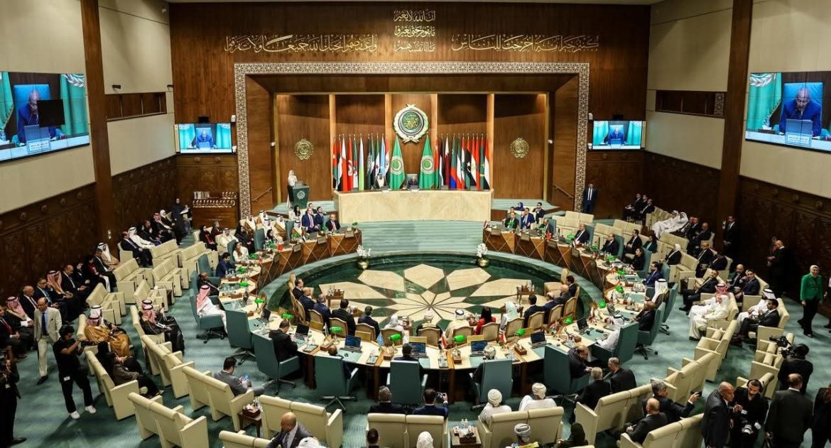 وزارة الصحة تفوز بجائزة أفضل مبادرة عربية لتطوير القطاع الحكومي