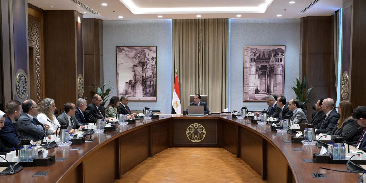 رئيس الوزراء: مشروع تطوير حديقتي الحيوان والأورمان حلم نعمل جميعاً على تحقيقه