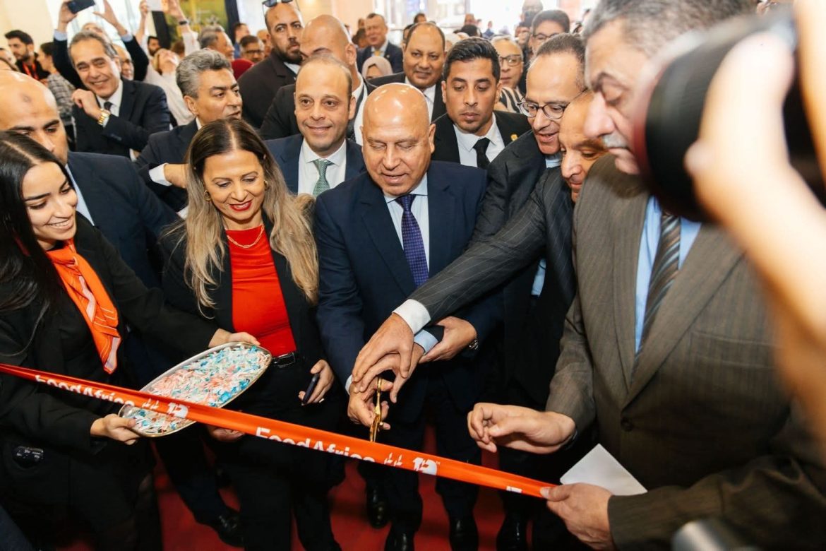 وزير الصناعة: أكثر من 1200 شركة من 45 دولة يشاركون بمعرض فوود أفريكا