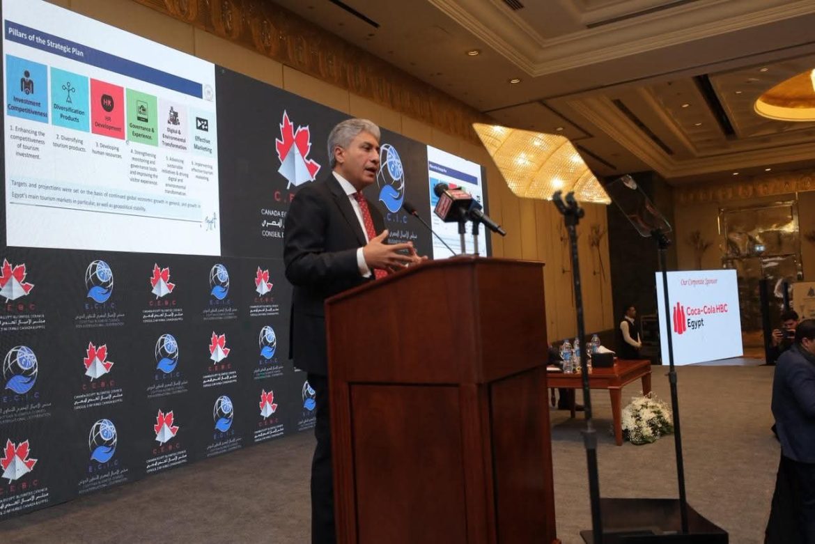 وزير السياحة: مصر مؤهلة لتكون الأولى عالمياً من حيث التنوع السياحي