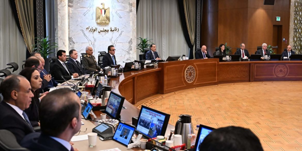 مجلس الوزراء يستكمل إجراءات طرح محطات توليد الكهرباء بجبل الزيت