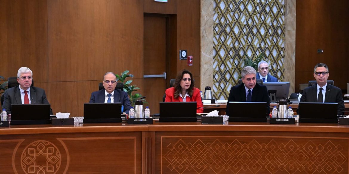 وزيرة التنمية المحلية تستعرض جهود الوزارة لمواجهة تلوث الهواء في خريف 2025