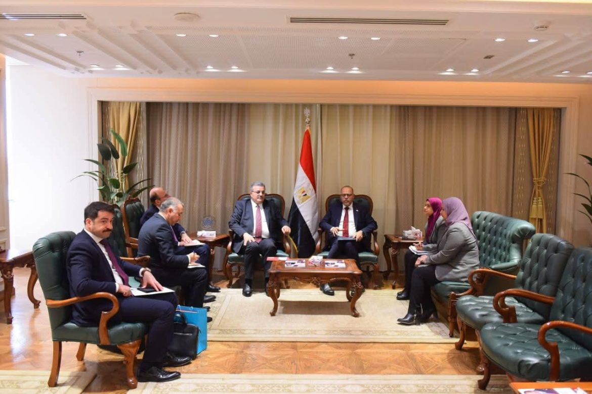 وزير العمل يبحث التعاون المشترك في مجالات التشغيل والتفتيش مع تركيا