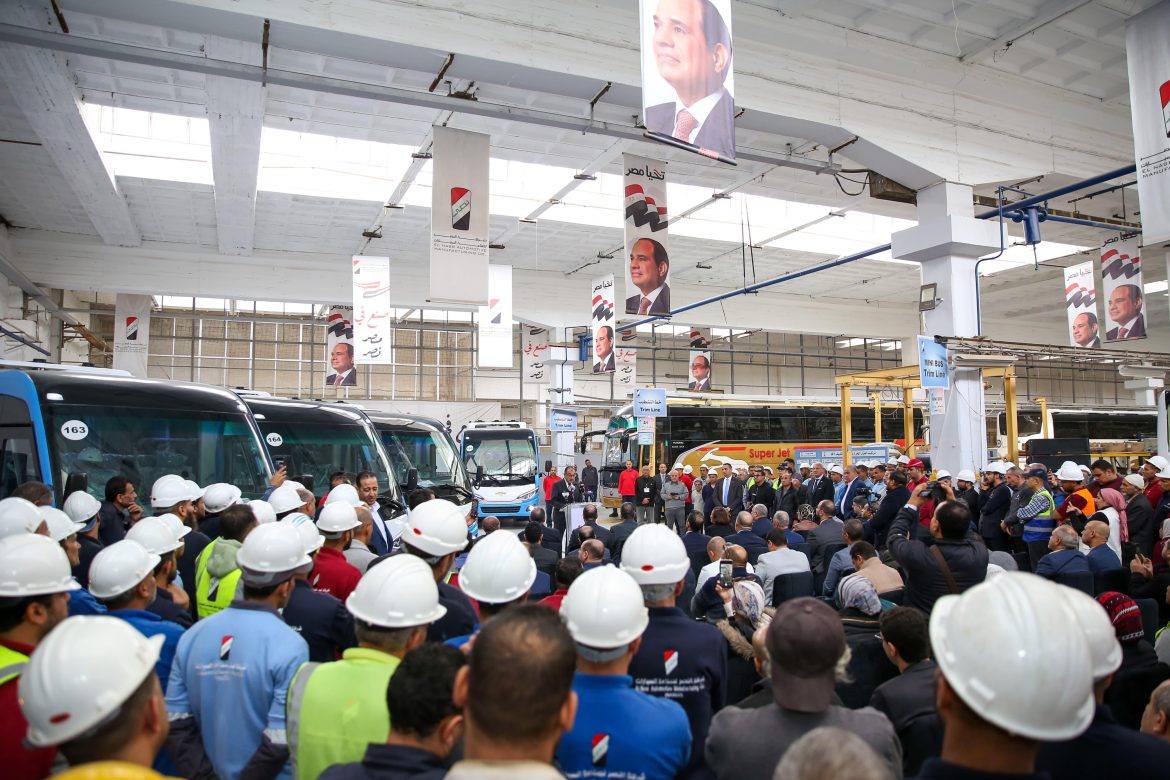 النصر للسيارات تسلم الدفعة الأولى من ميني باص «نصر ستار» بمكون محلي يتجاوز 70%