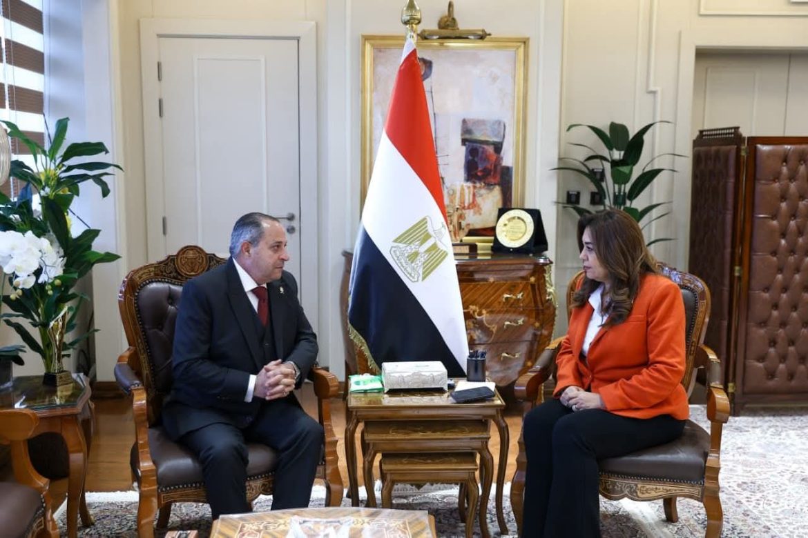 وزيرة التنمية المحلية تتابع المشروعات الجاري تنفيذها في بورسعيد 