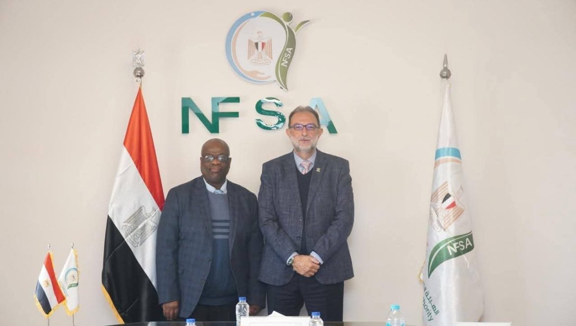 رئيس القومية لسلامة الغذاء يبحث تعزيز التعاون الثنائي بين مصر وجنوب إفريقيا 