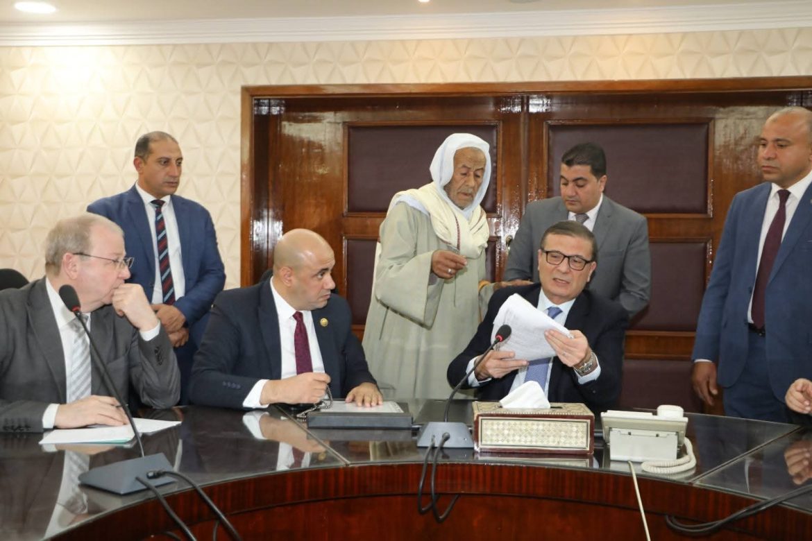 وزير الزراعة يوجه بصرف الأسمدة لمنتفعي الإصلاح الزراعي دون ربطها بالمديونيات