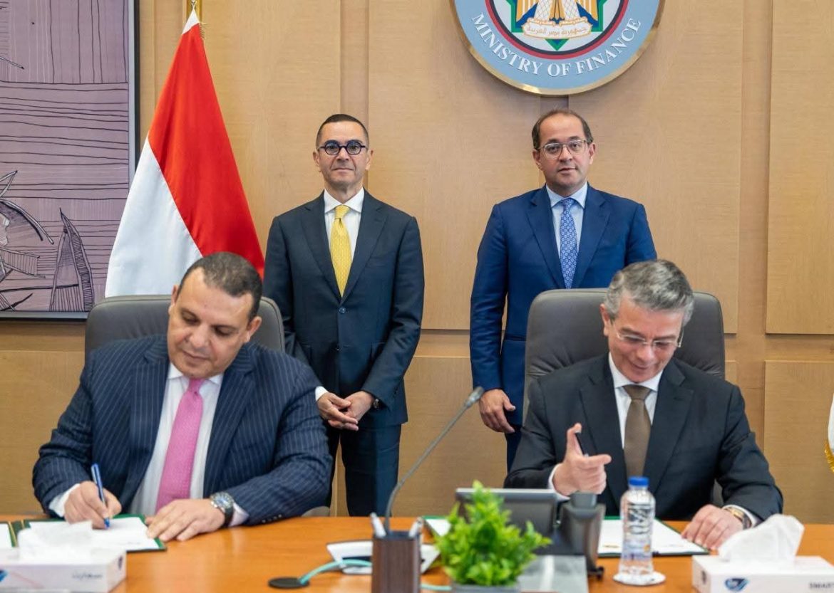 الجمارك توقع بروتوكول تعاون مع التمثيل التجاري المصري