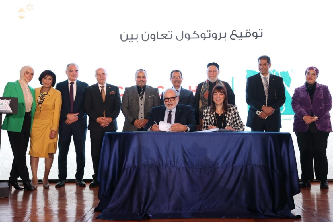 كوكا كولا هيلينك ومصر الخير توقعان اتفاقية شراكة لدعم حملة «إفطار صائم»