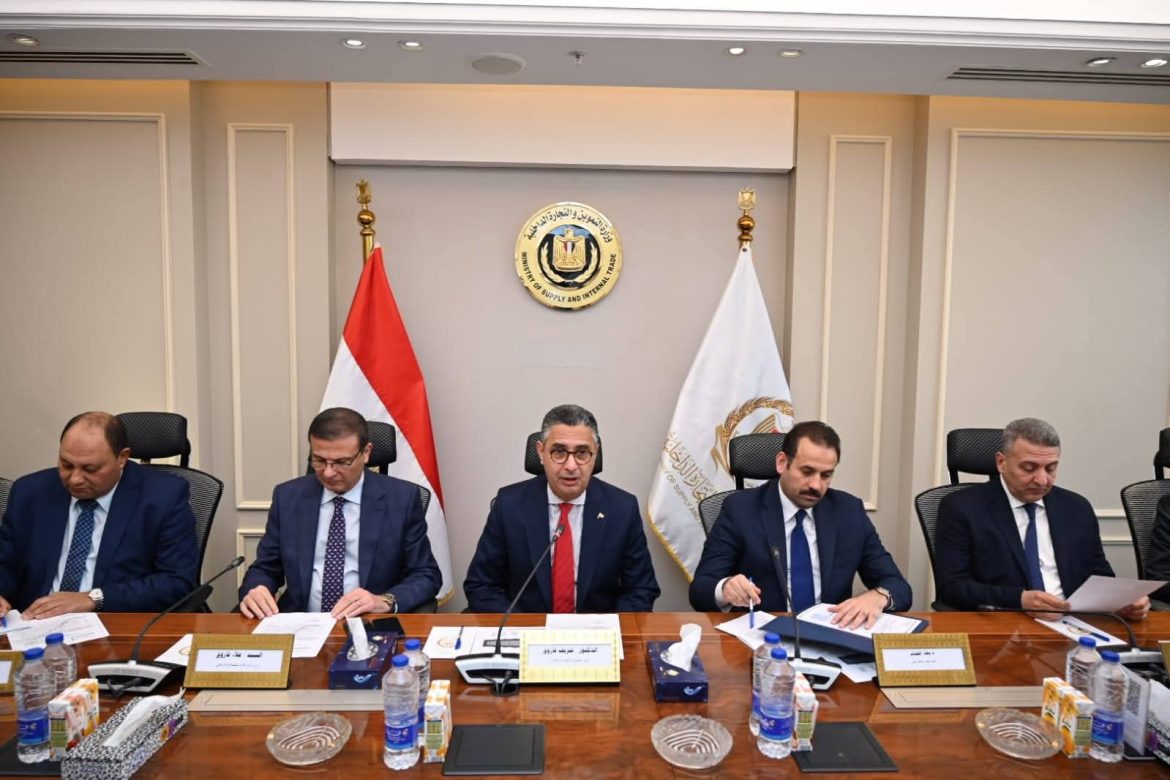 التموين والزراعة يبحثان مستقبل صناعة السكر مع جهاز مستقبل مصر