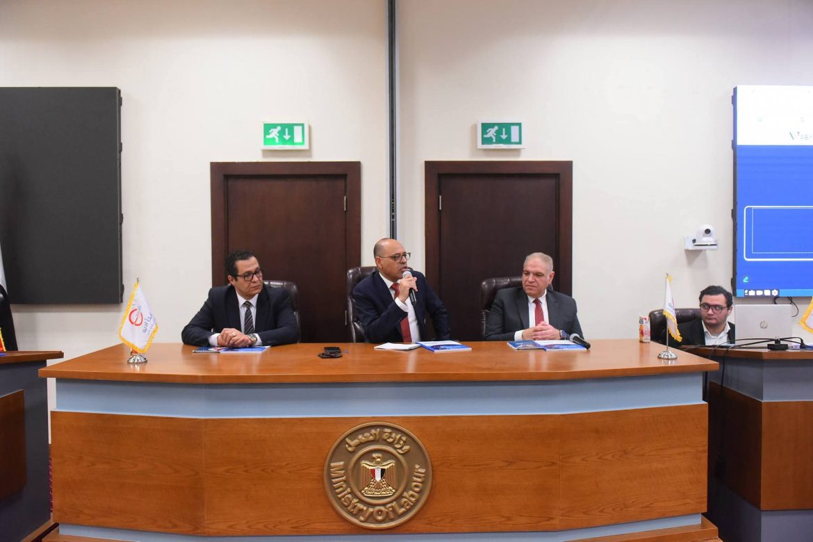 وزير العمل يبحث تفعيل بروتوكول التطوير مع شركة ابدأ إديو و38 مركز تدريب مهني