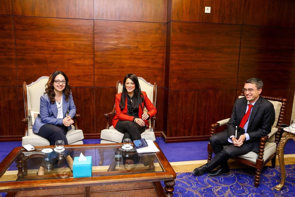 وزيرة التخطيط تناقش جهود تعزيز التنمية الاقتصادية مع البنك الدولي