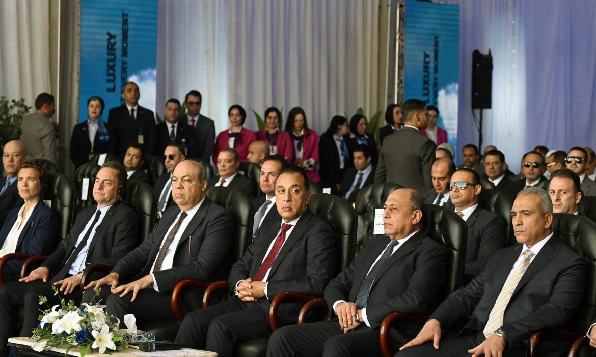 وزارة الطيران تحتفل بأول طائرة Airbus A350-900 إلى أسطول الناقل الوطني