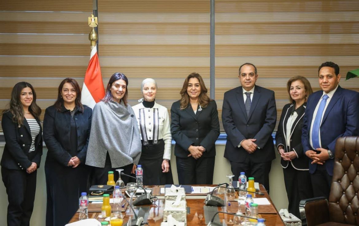 وزيرة التنمية المحلية تبحث ملفات التعاون المشترك مع برنامج الأغذية العالمي