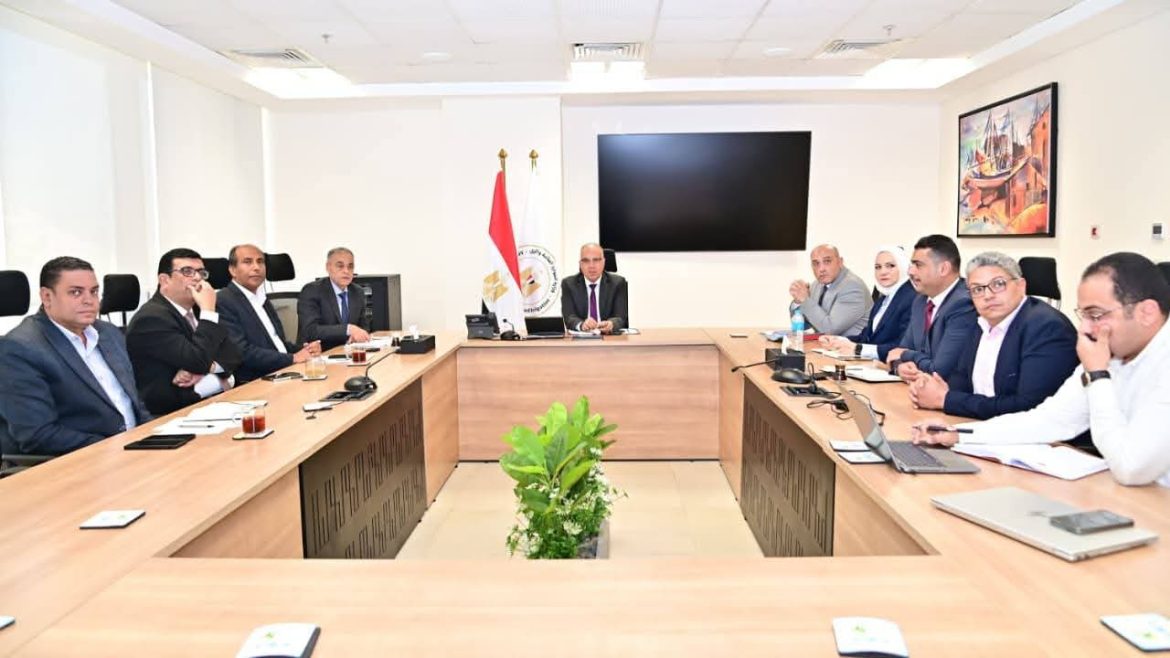 وزارة الري: مصلحة الميكانيكا والكهرباء يتسلم متابعة ومراقبة المحطات عن بعد