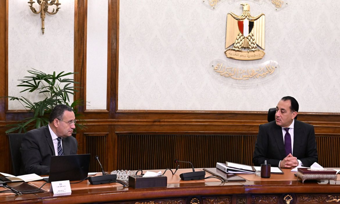 رئيس الوزراء يتابع تحقيق التحول الرقمي لمنظومة العمل داخل الجامعات