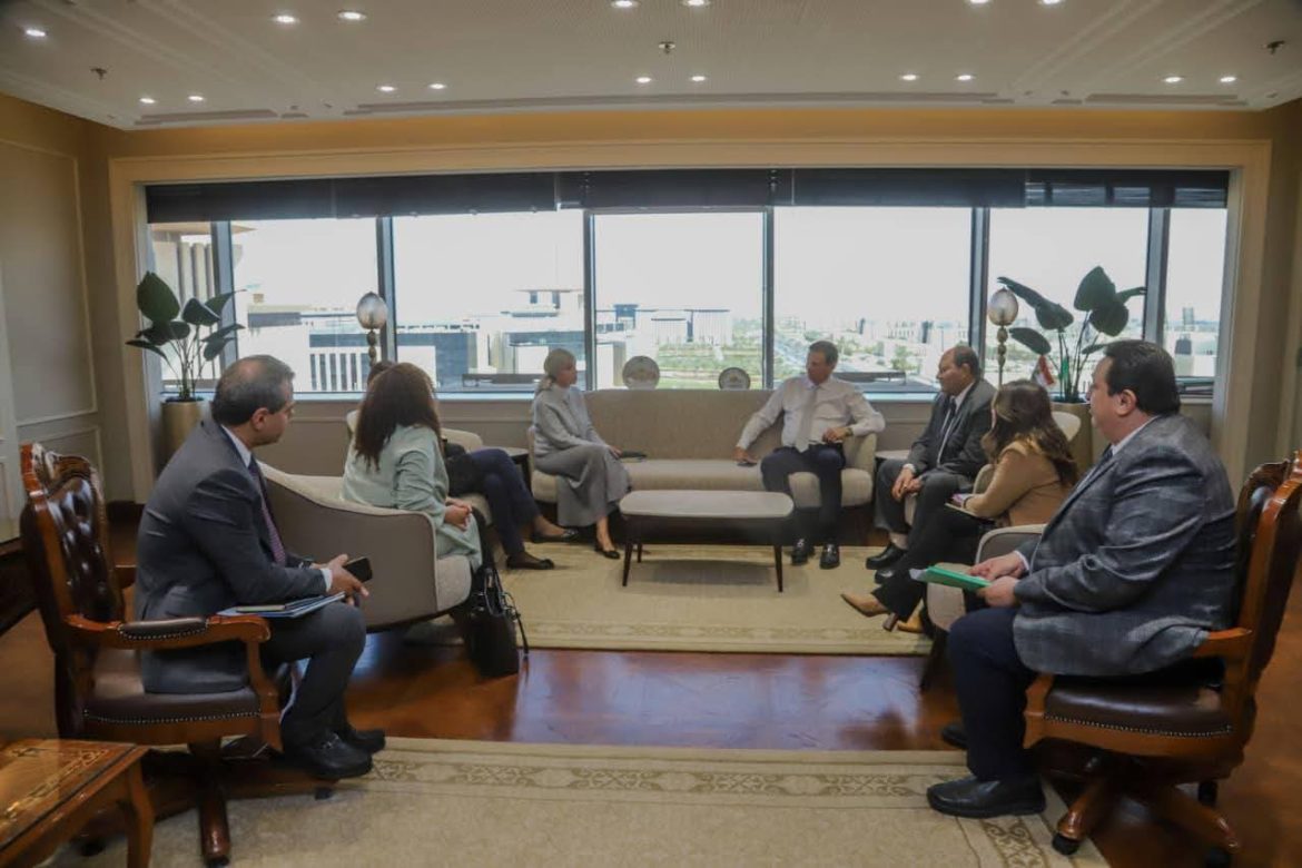 وزير الزراعة يبحث دعم صغار المزارعين مع مدير الأغذية العالمي بالقاهرة