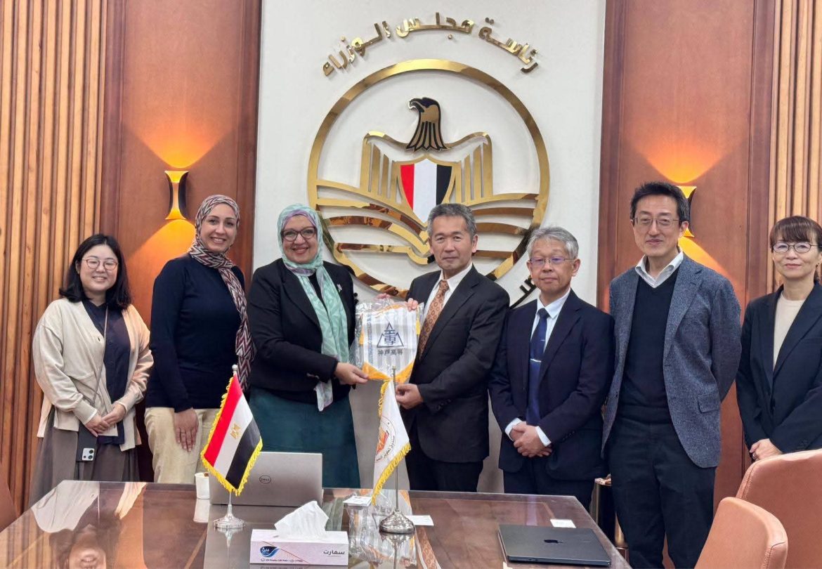 مصر واليابان يتعاونان لإدخال تكنولوجيا الطاقة الخضراء بمعاهد «الكوزن»
