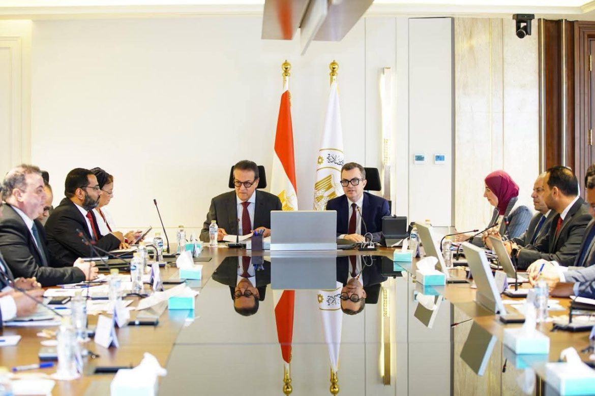 الحكومة تناقش استثمارات الصحة 2026/2027.. أولوية للمشروعات الحيوية