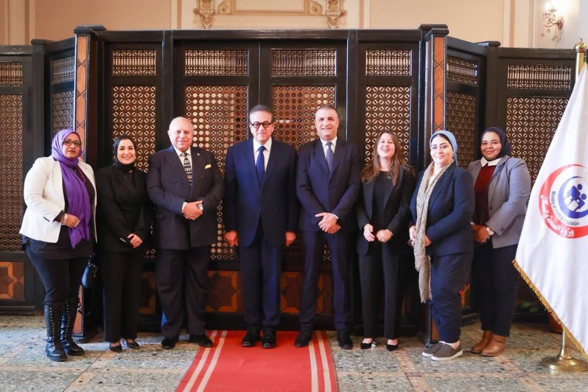 الصحة تكرم «نستله الشرق الأوسط» و«تروس مصر للتنمية» لدعم مبادرة «أطفالنا حياة»