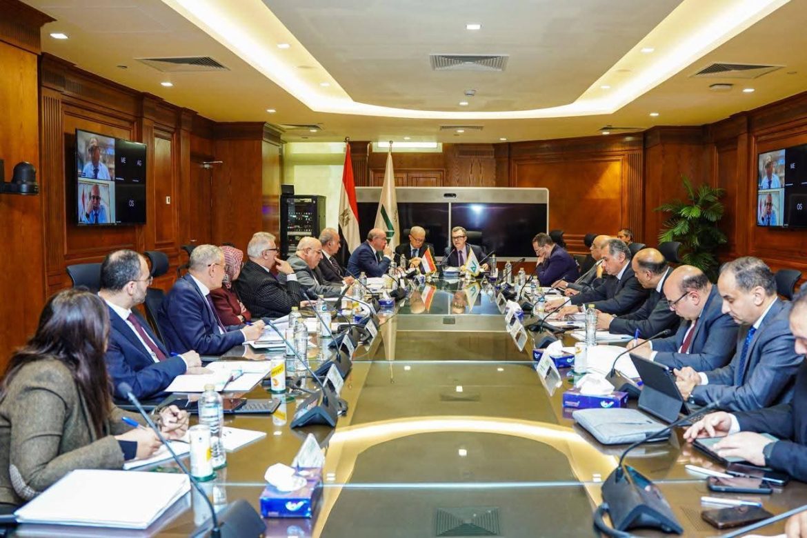 التخطيط: بنك الاستثمار القومي في مسار إعادة الهيكلة