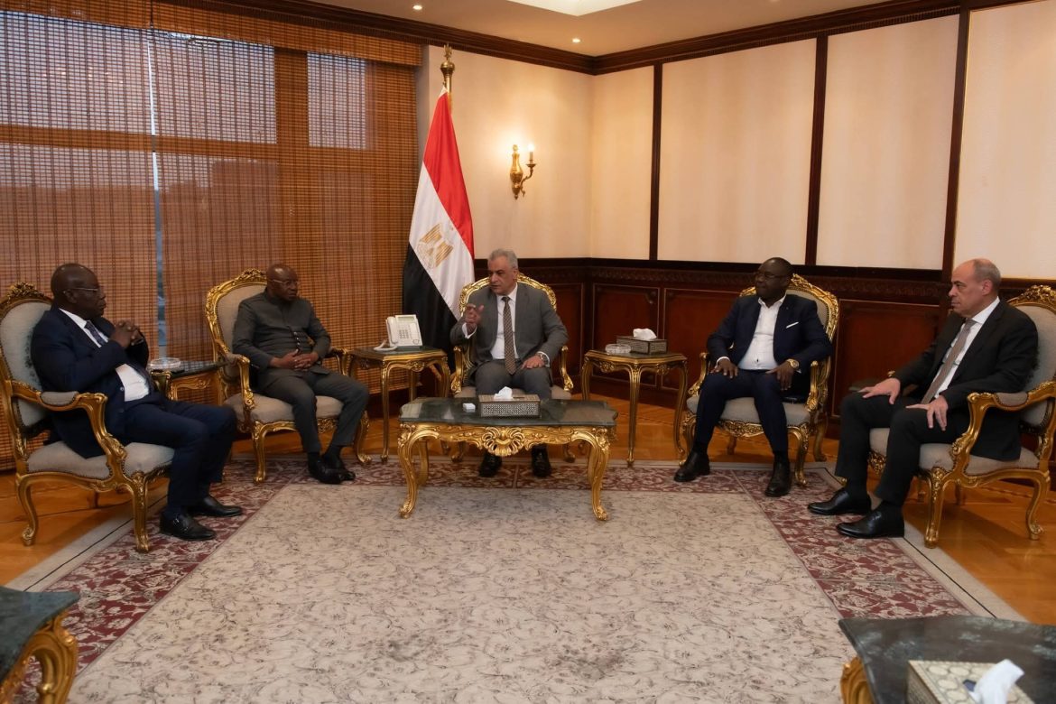 الإنتاج الحربي تبحث تعزيز التعاون الصناعي مع وفد جمهورية أفريقيا الوسطى