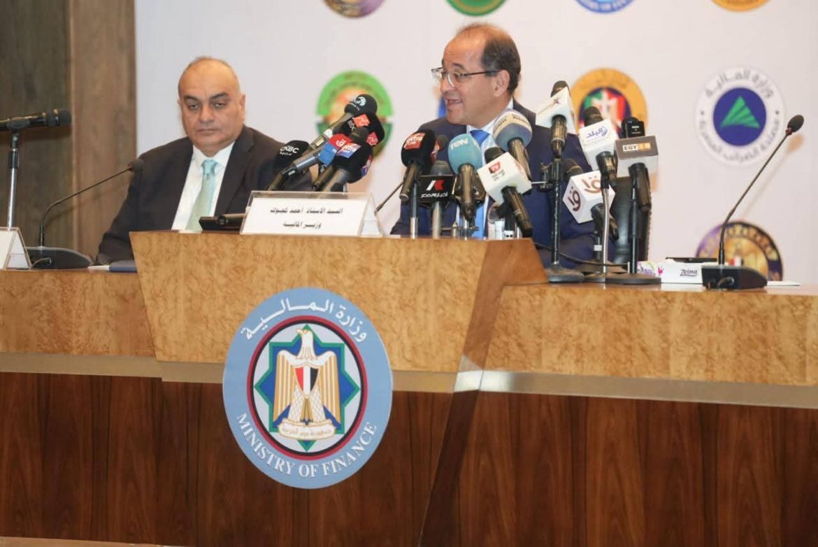 المالية: زيادة 30% للصحة و20% للتعليم في موازنة 2026/2027