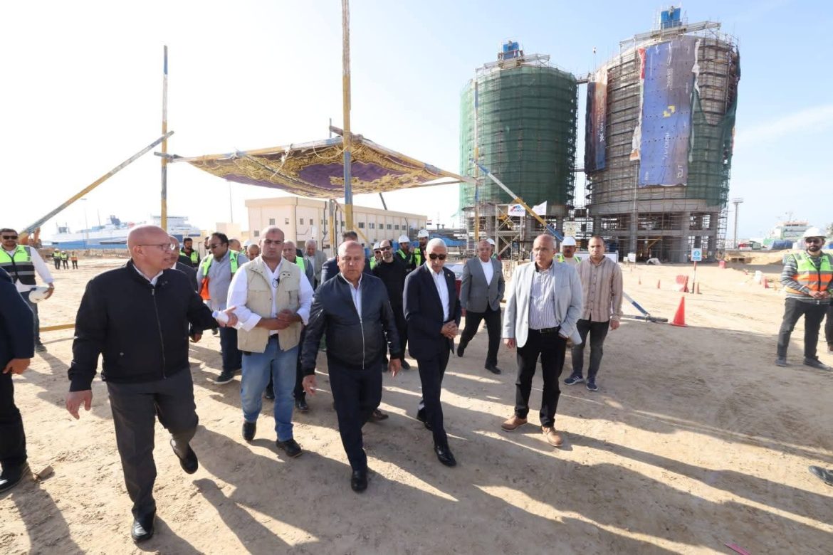 ميناء العريش على خريطة التجارة العالمية.. ومحور استراتيجي للتنمية