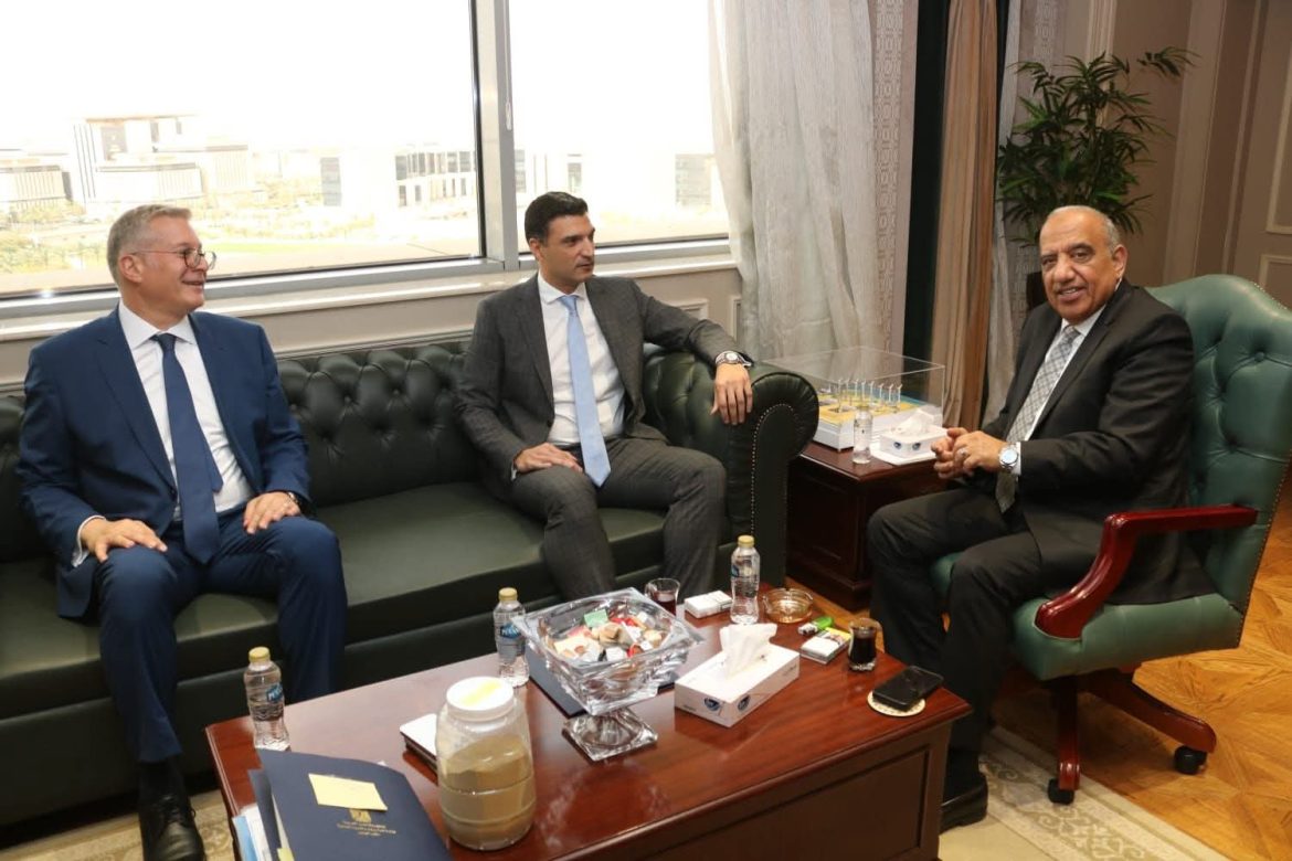 مصر تستهدف 45% طاقة متجددة بحلول 2028