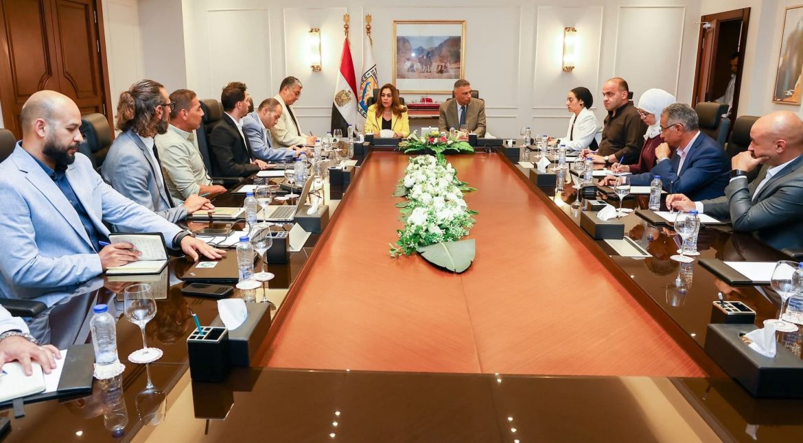 شرم الشيخ تضبط سياحة الغوص.. رقابة رقمية وخطة لحماية الشعاب