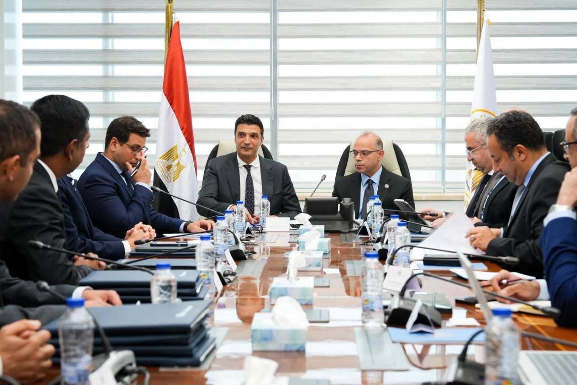 مصر تبحث مع Air Liquide توطين تكنولوجيا الغازات الصناعية