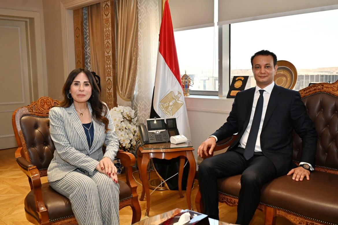 مصر وليبيا تبحثان توسيع التعاون في إعادة الإعمار والتنمية العمرانية