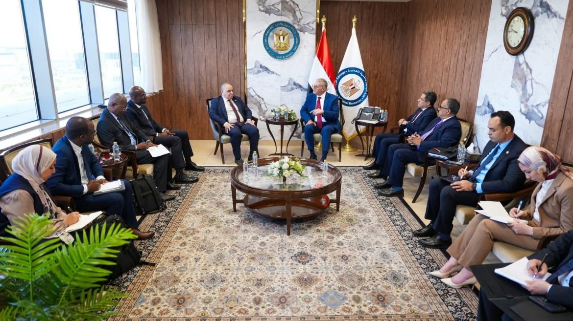 وزارة البترول تبحث إطلاق «بنك الطاقة الأفريقي» لتمويل مشروعات البترول والغاز