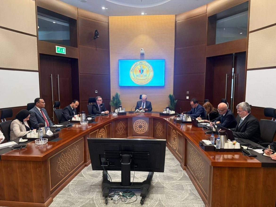 الحكومة تبحث مع البنك الدولي إصلاح إدارة الاستثمارات العامة
