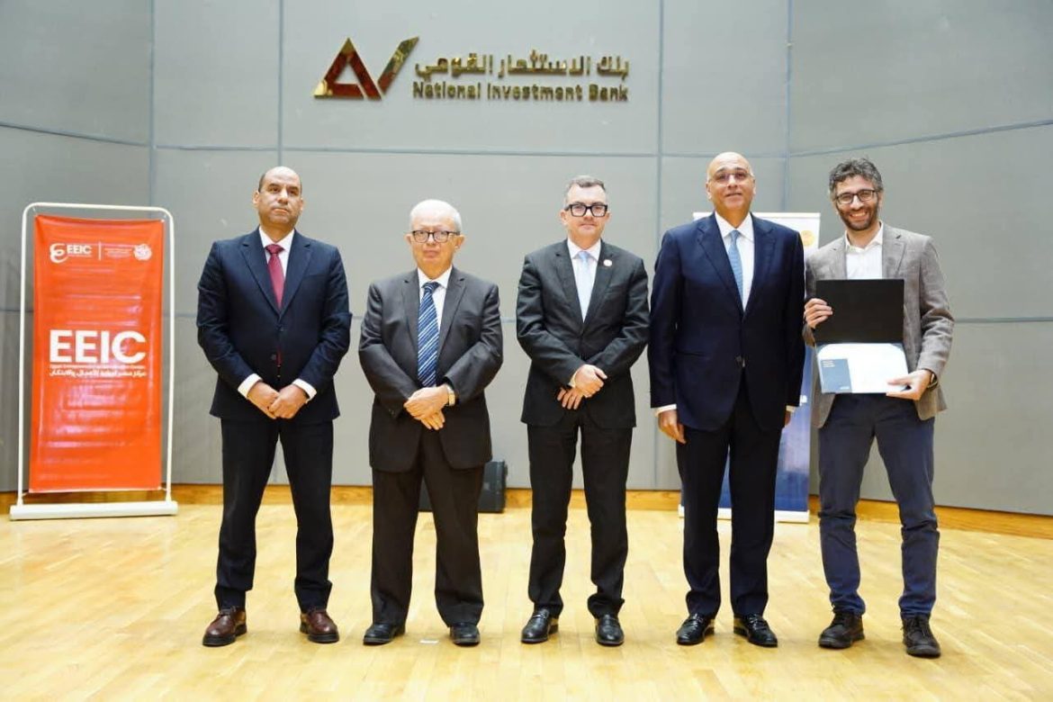 الحكومة تدعم الشركات الناشئة.. توزيع شهادات لـ25 مشروعًا مبتكرًا
