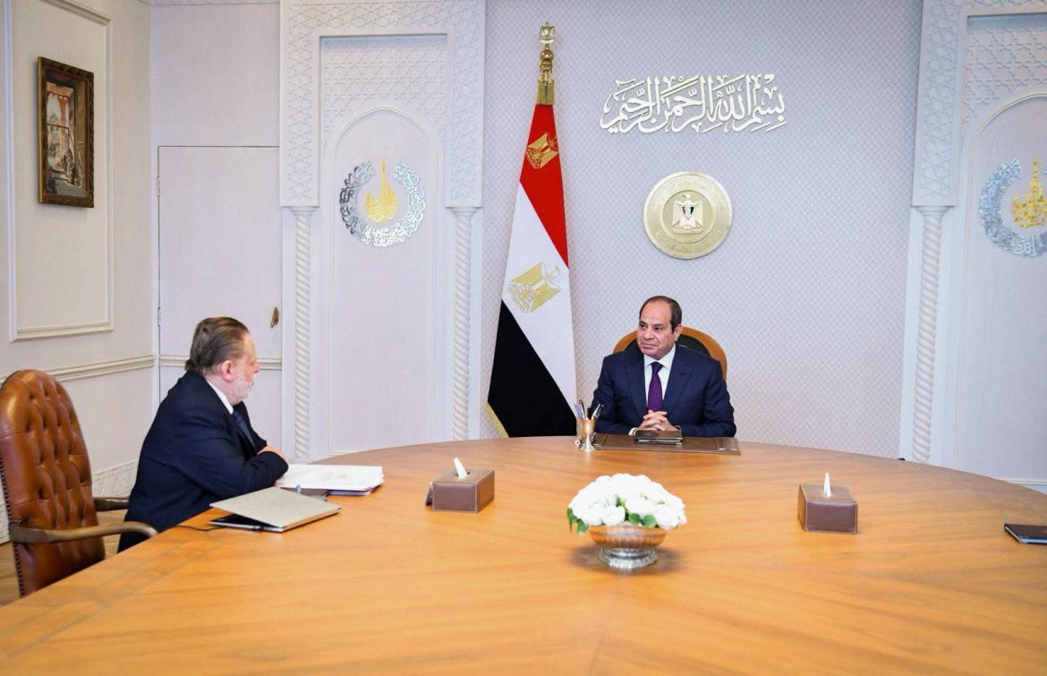 الرئيس السيسي يجتمع مع رئيس البنك المركزي لمتابعة الاقتصاد المصري