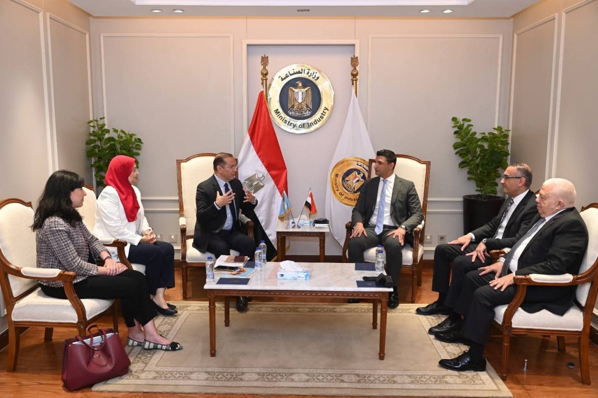 وزارة الصناعة: 23 مشروعًا دوليًا لدعم الصناعة المصرية