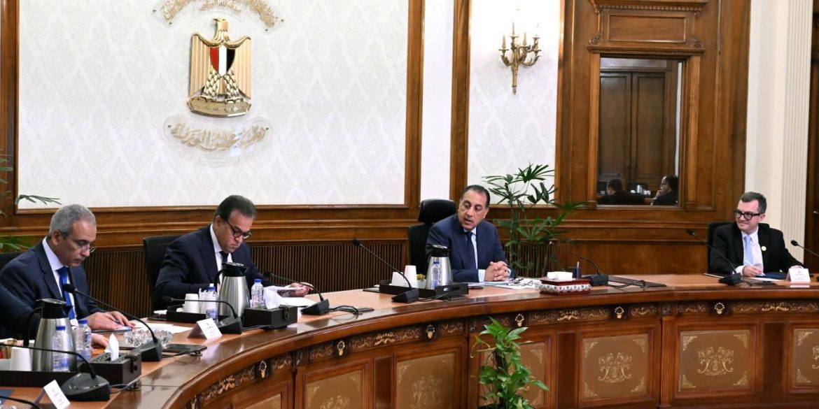 مجلس الوزراء يوافق على زيادة أسطول سيارات الإسعاف الحديثة