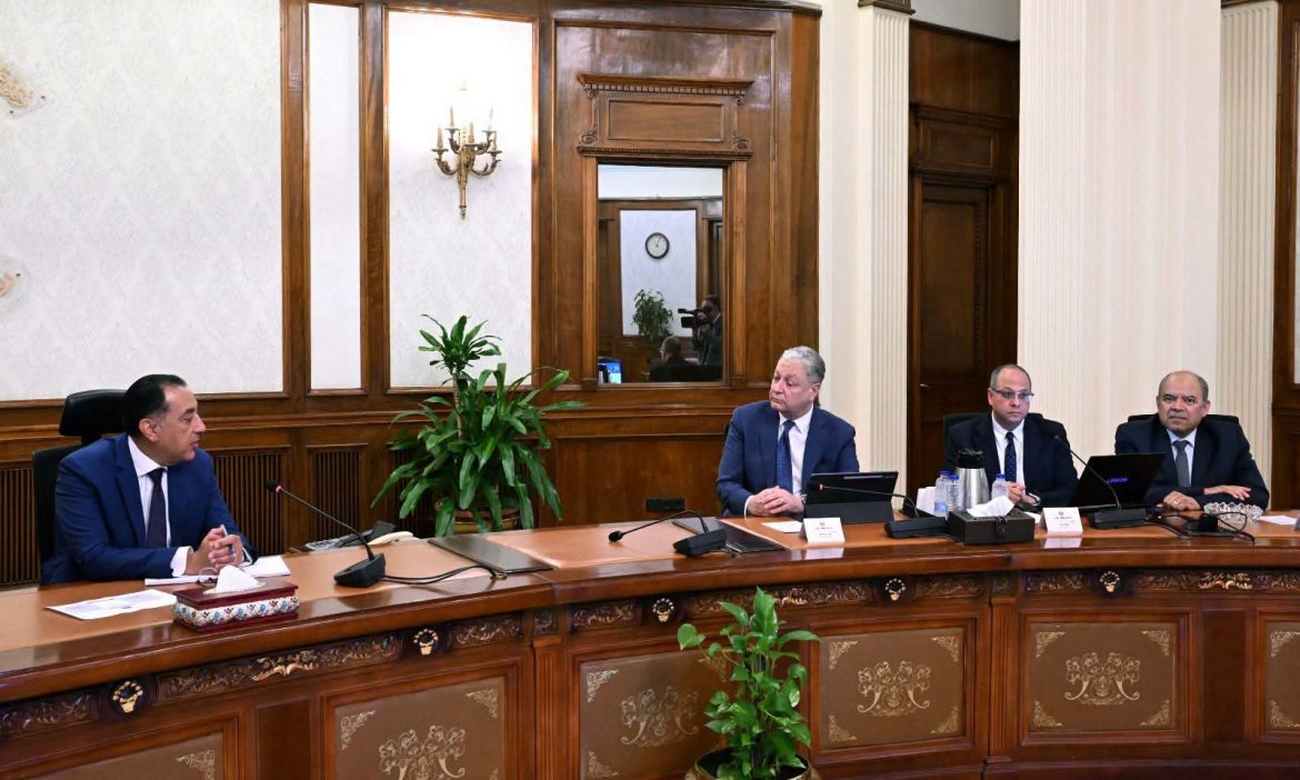 رئيس الوزراء يوجه بتسريع تنفيذ مشروعات المرحلة الثانية من «حياة كريمة»