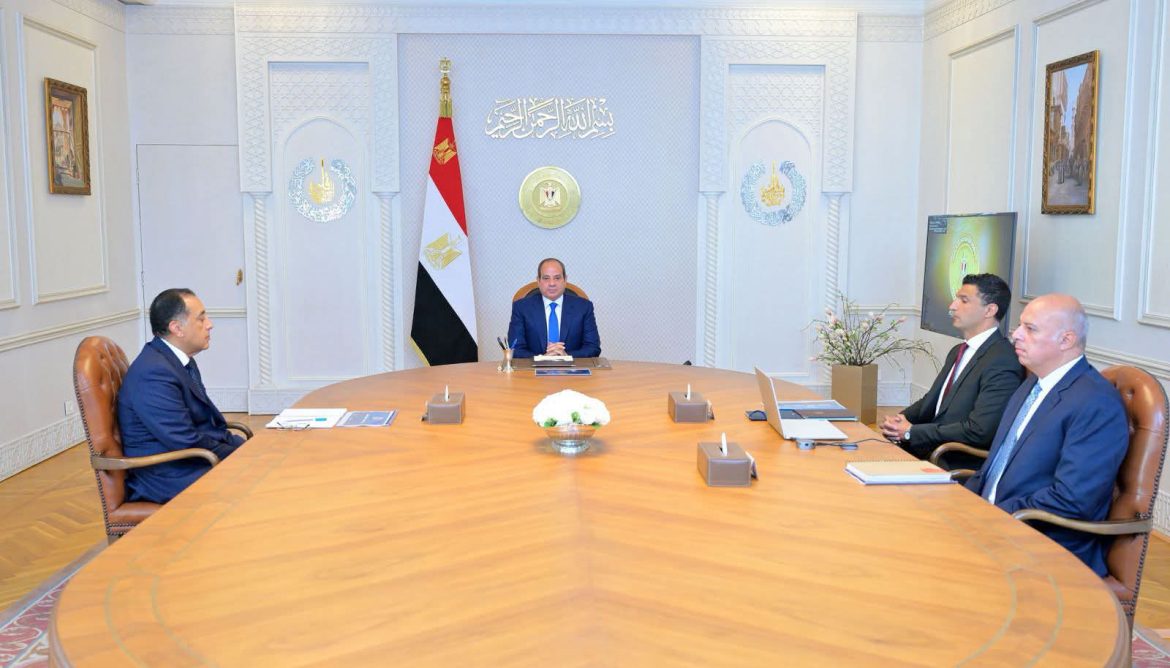 الرئيس السيسي يتابع تنفيذ الاستراتيجية الصناعية 2030