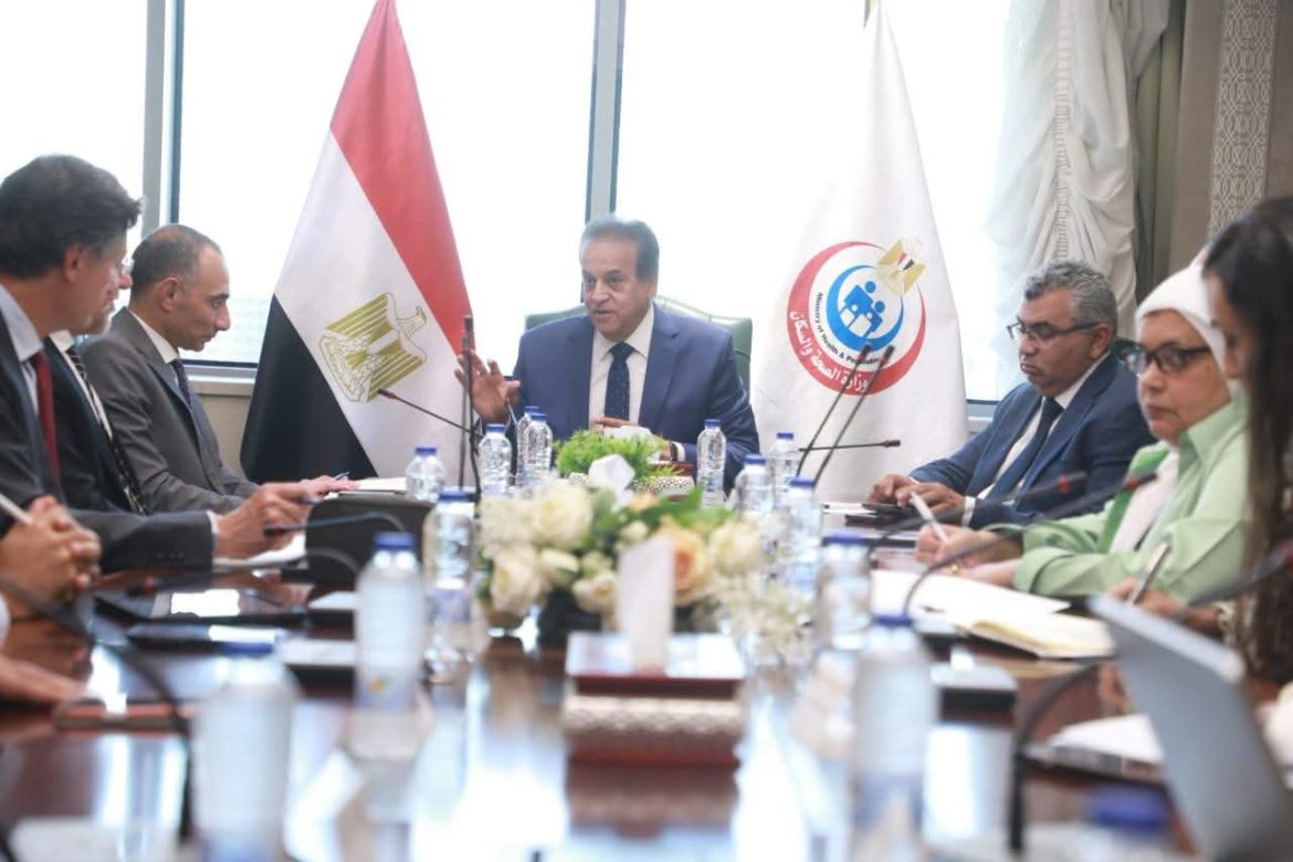 وزير الصحة يبحث مع «إيني» الإيطالية تطوير مستشفى هليوبوليس الجديدة