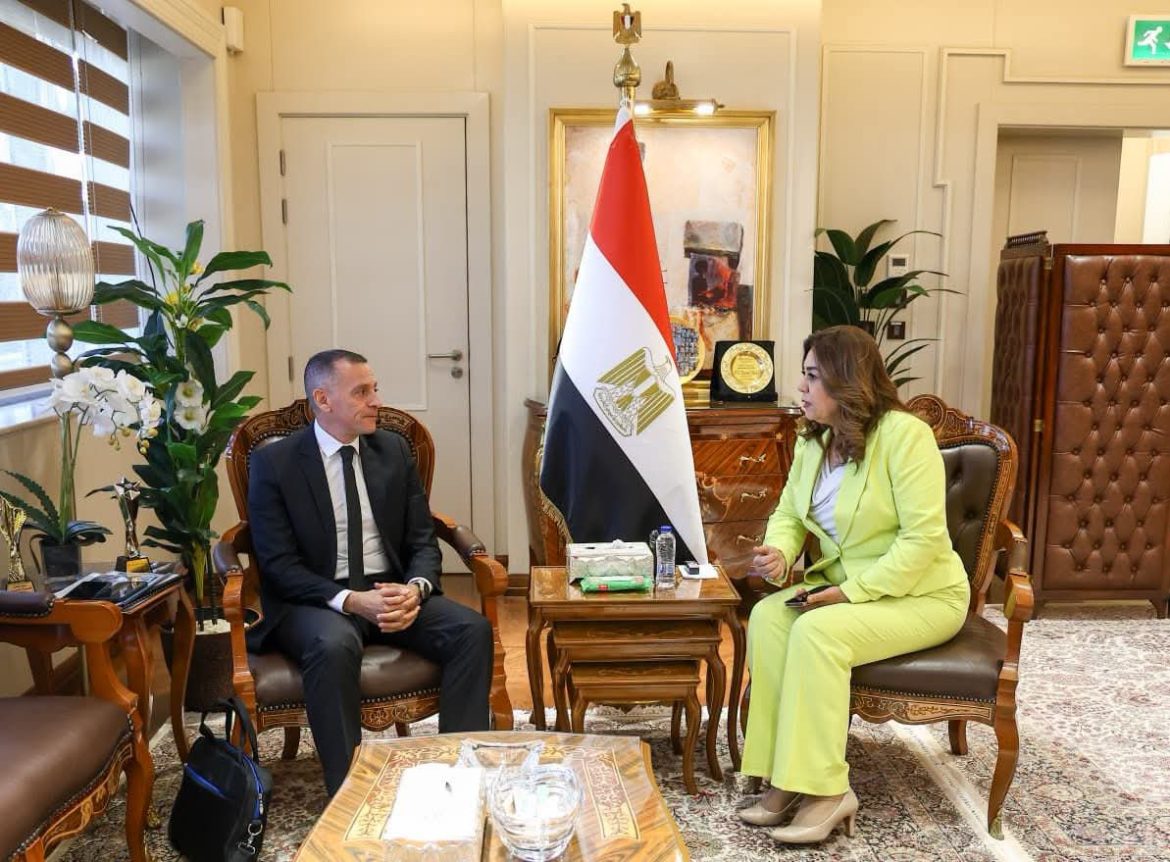 التنمية المحلية: خطة متكاملة لرفع كفاءة النظافة والبنية التحتية بأسوان