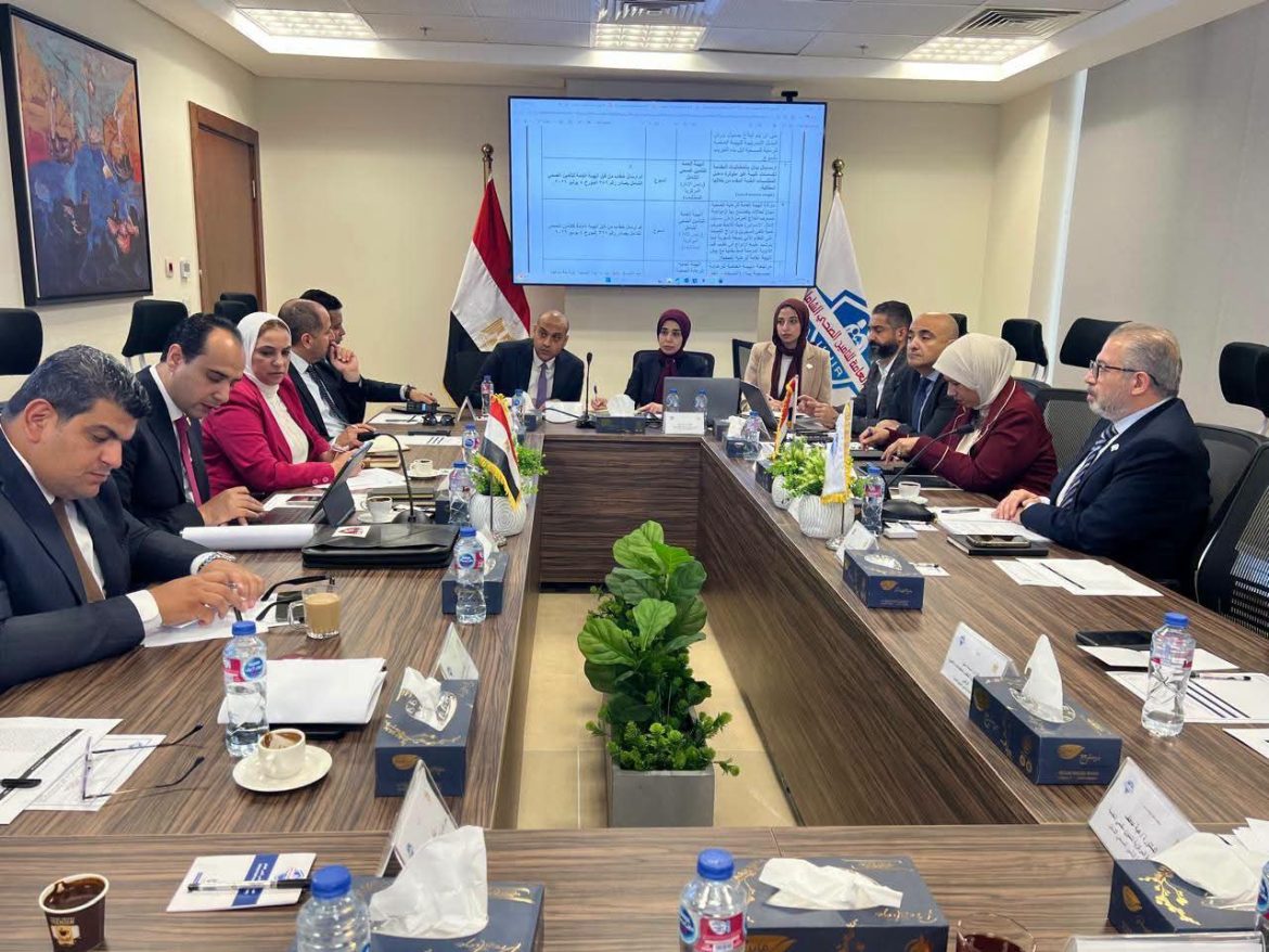 التأمين الشامل والرعاية الصحية يبحثان رفع كفاءة التشغيل وتحسين جودة المنظومة الصحية