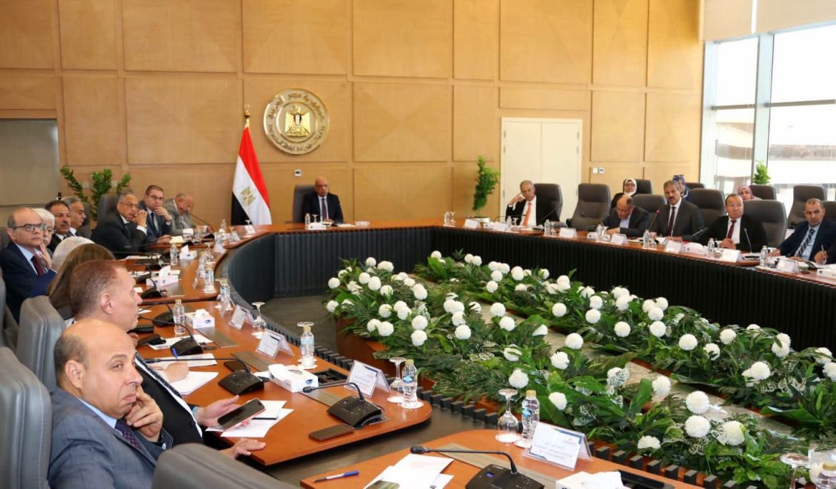 وزير الكهرباء: كفاءة الطاقة أوفر من إنشاء محطات جديدة بـ7 أضعاف